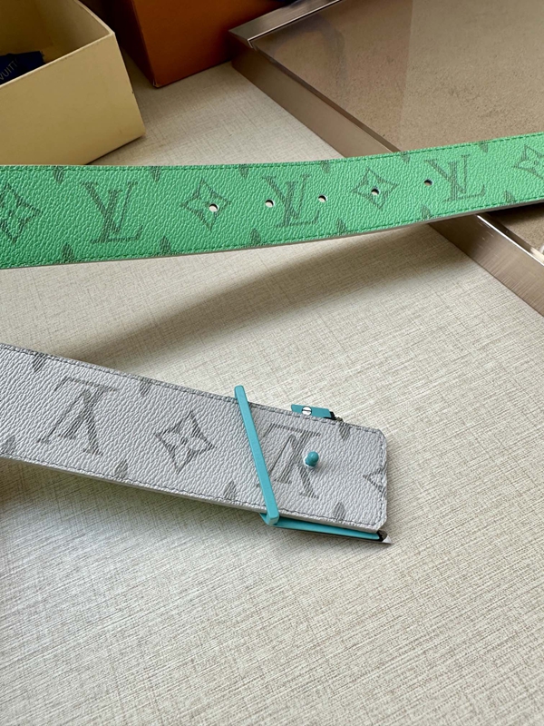 激安ルイヴィトンベルト内部構造